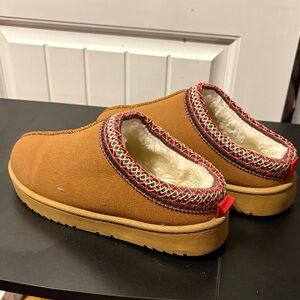 Cozy Brown Slippers with Red Trim